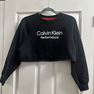 Calvin Klein Cropped Sweatshirt Medium